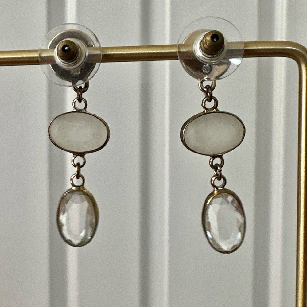 Gold tone clear rhinestone drop earrings - Picture 3 of 9
